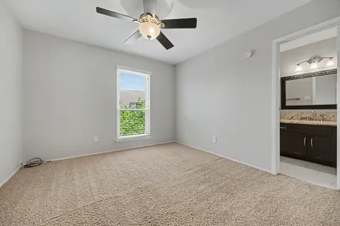 18511 Egret Bay Boulevard 511 Webster TX 77058