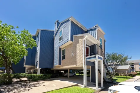 18511 Egret Bay Boulevard 511 Webster TX 77058