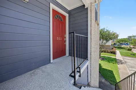 18511 Egret Bay Boulevard 511 Webster TX 77058