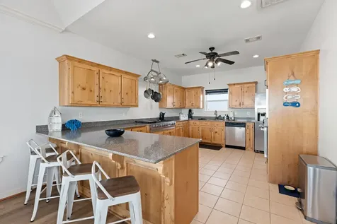 2416 Highway 87 Gilchrist TX 77617