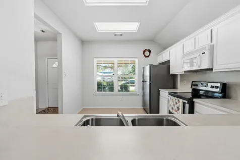 7118 Meadow Hawk Court Houston TX 77041