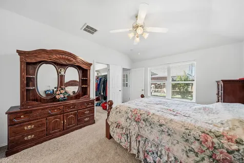 7118 Meadow Hawk Court Houston TX 77041