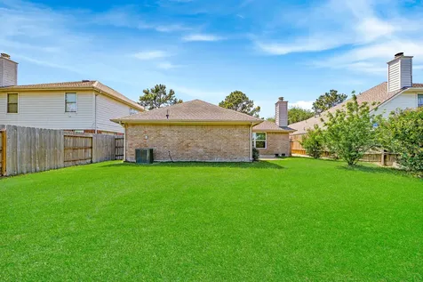 7118 Meadow Hawk Court Houston TX 77041