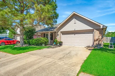 7118 Meadow Hawk Court Houston TX 77041