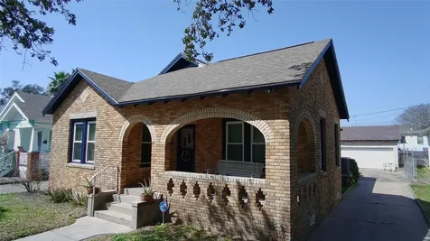 5018 Avenue P Galveston TX 77551