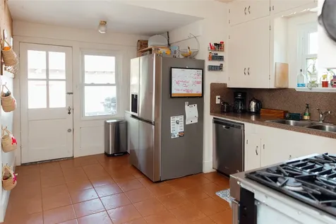 5018 Avenue P Galveston TX 77551