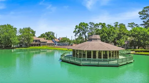 200 Old Bridge Lake Houston TX 77069