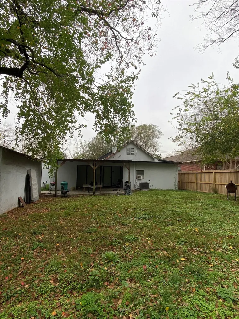9402 Lomax Street Houston TX 77093