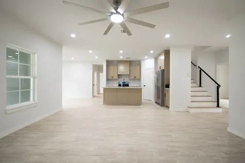 1865 Road 66116 Dayton TX 77535