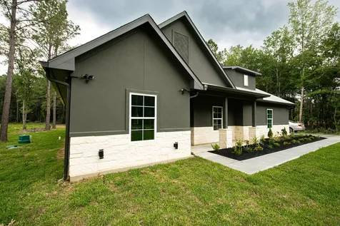 1865 Road 66116 Dayton TX 77535