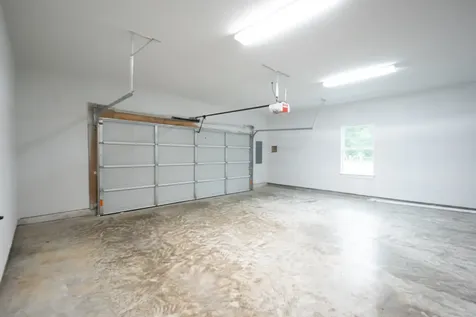 1865 Road 66116 Dayton TX 77535