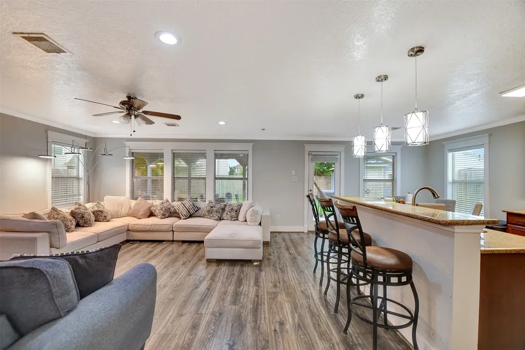 19015 Remington Bend Drive Houston TX 77073