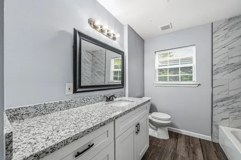 5859 Flamingo Drive Houston TX 77033