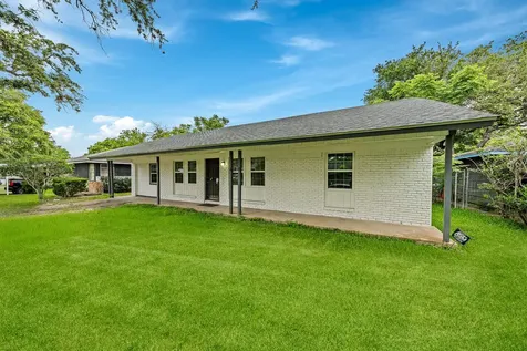 5859 Flamingo Drive Houston TX 77033
