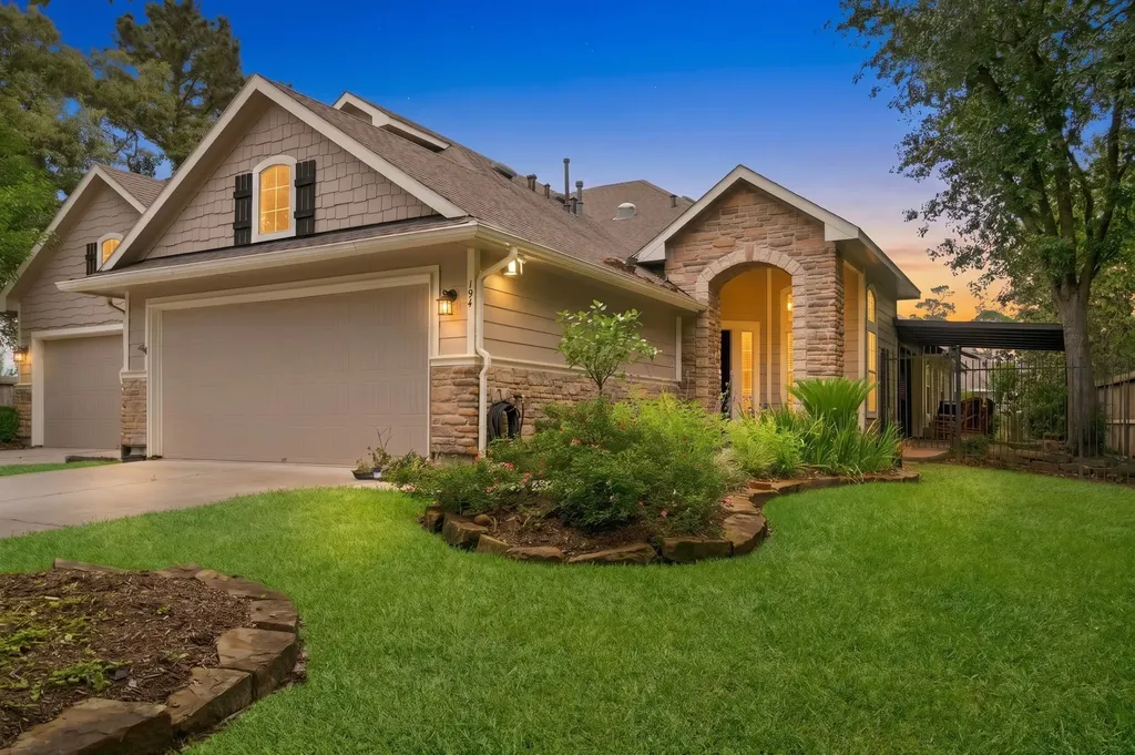 194 W Kentwick Place Conroe TX 77384