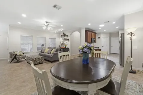 194 W Kentwick Place Conroe TX 77384