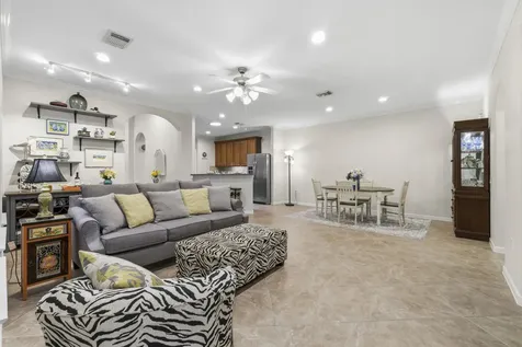 194 W Kentwick Place Conroe TX 77384