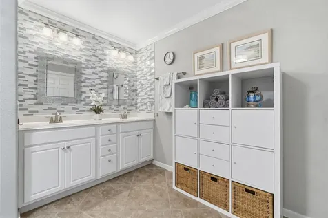194 W Kentwick Place Conroe TX 77384