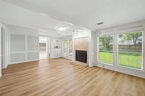 11651 Trailmont Drive Houston TX 77077