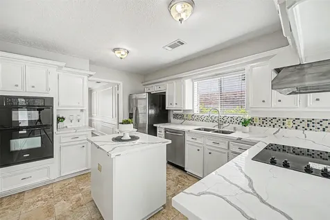 11651 Trailmont Drive Houston TX 77077