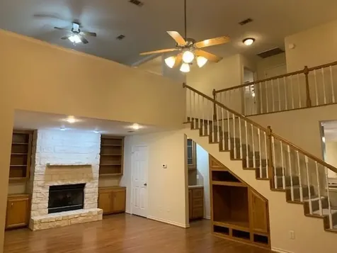 1922 20th Street Huntsville TX 77340