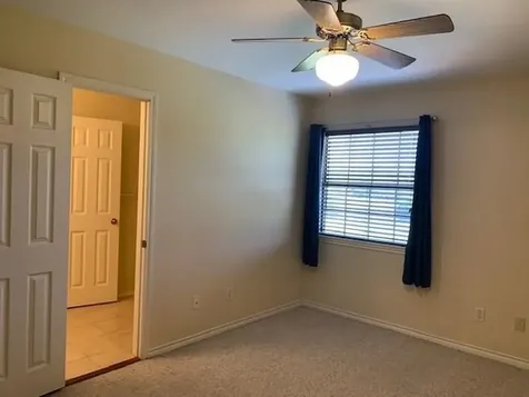 1922 20th Street Huntsville TX 77340