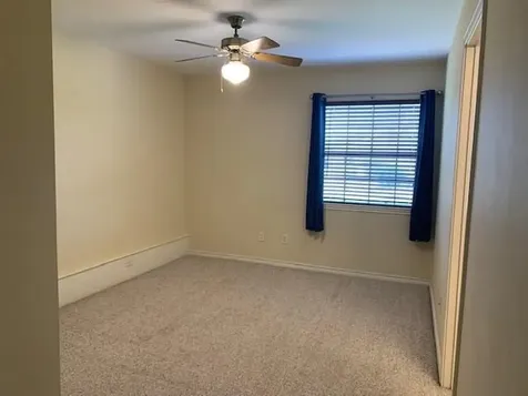 1922 20th Street Huntsville TX 77340