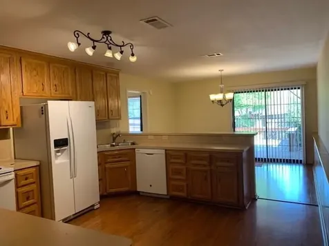 1922 20th Street Huntsville TX 77340