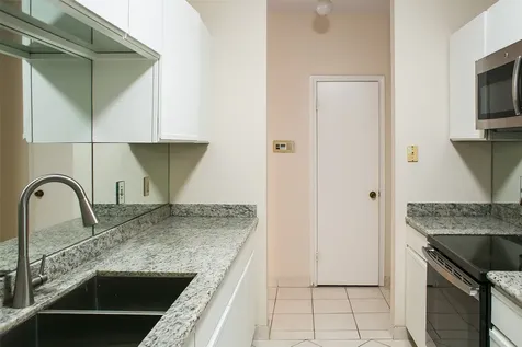 3098 Holly Hall Street 3098 Houston TX 77054