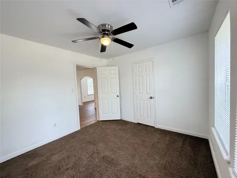 5302 Clay Street Houston TX 77023