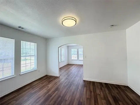 5302 Clay Street Houston TX 77023