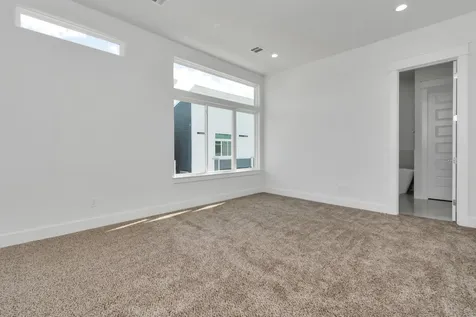 4721 Independence Heights Lane Houston TX 77018