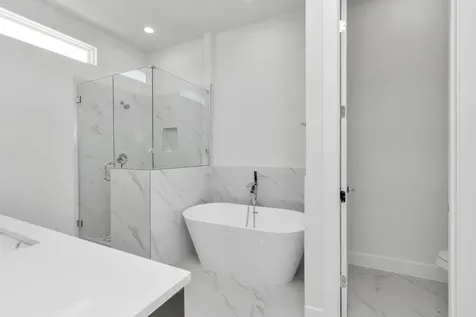 4721 Independence Heights Lane Houston TX 77018
