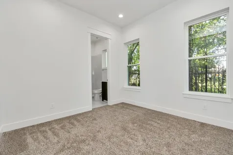 4721 Independence Heights Lane Houston TX 77018