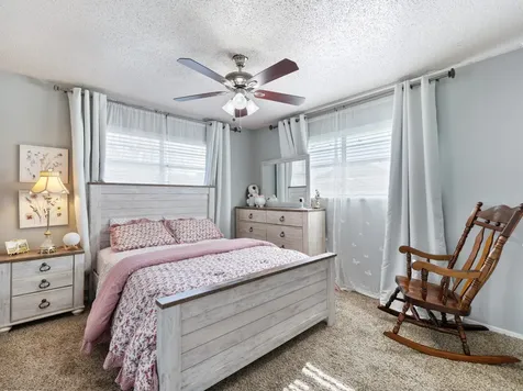 90 Live Oak Van Vleck TX 77482