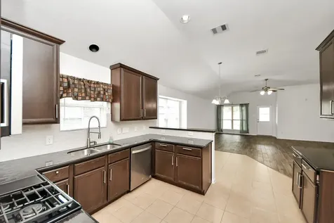6615 Capridge Drive Houston TX 77048