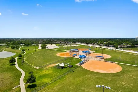 607 Montebello Court Rosharon TX 77583