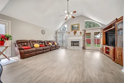 2224 Shady Pine Drive Conroe TX 77301