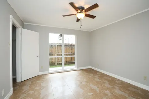 10211 Sugar Branch Drive 445 Houston TX 77036