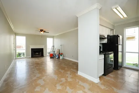 10211 Sugar Branch Drive 445 Houston TX 77036