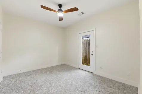 2028 Tuam Street Houston TX 77004