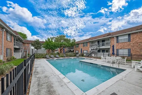 2350 Bering Drive 94 Houston TX 77057
