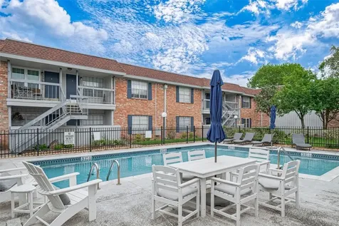 2350 Bering Drive 94 Houston TX 77057