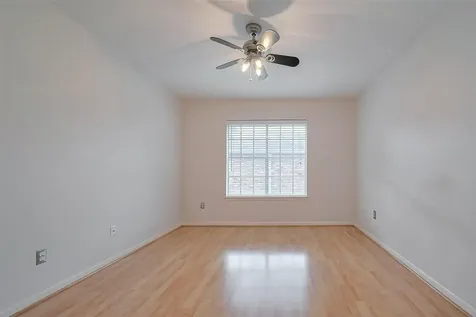 2350 Bering Drive 94 Houston TX 77057
