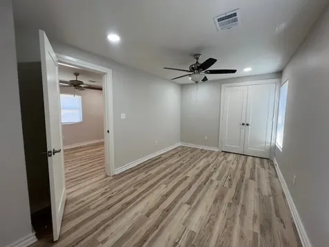 407 1/2 Walton Street Houston TX 77009