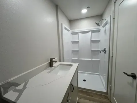 407 1/2 Walton Street Houston TX 77009