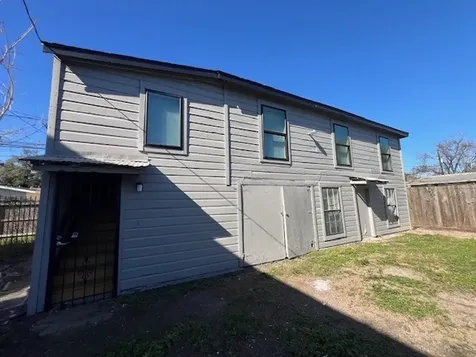 407 1/2 Walton Street Houston TX 77009