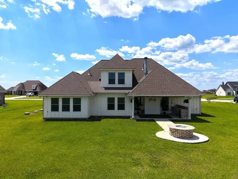 2295 Diamond D Drive Beaumont TX 77713