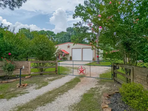 602 Fm 2693 Rd East New Waverly TX 77358