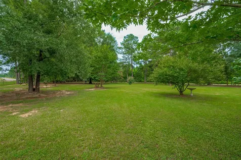 602 Fm 2693 Rd East New Waverly TX 77358